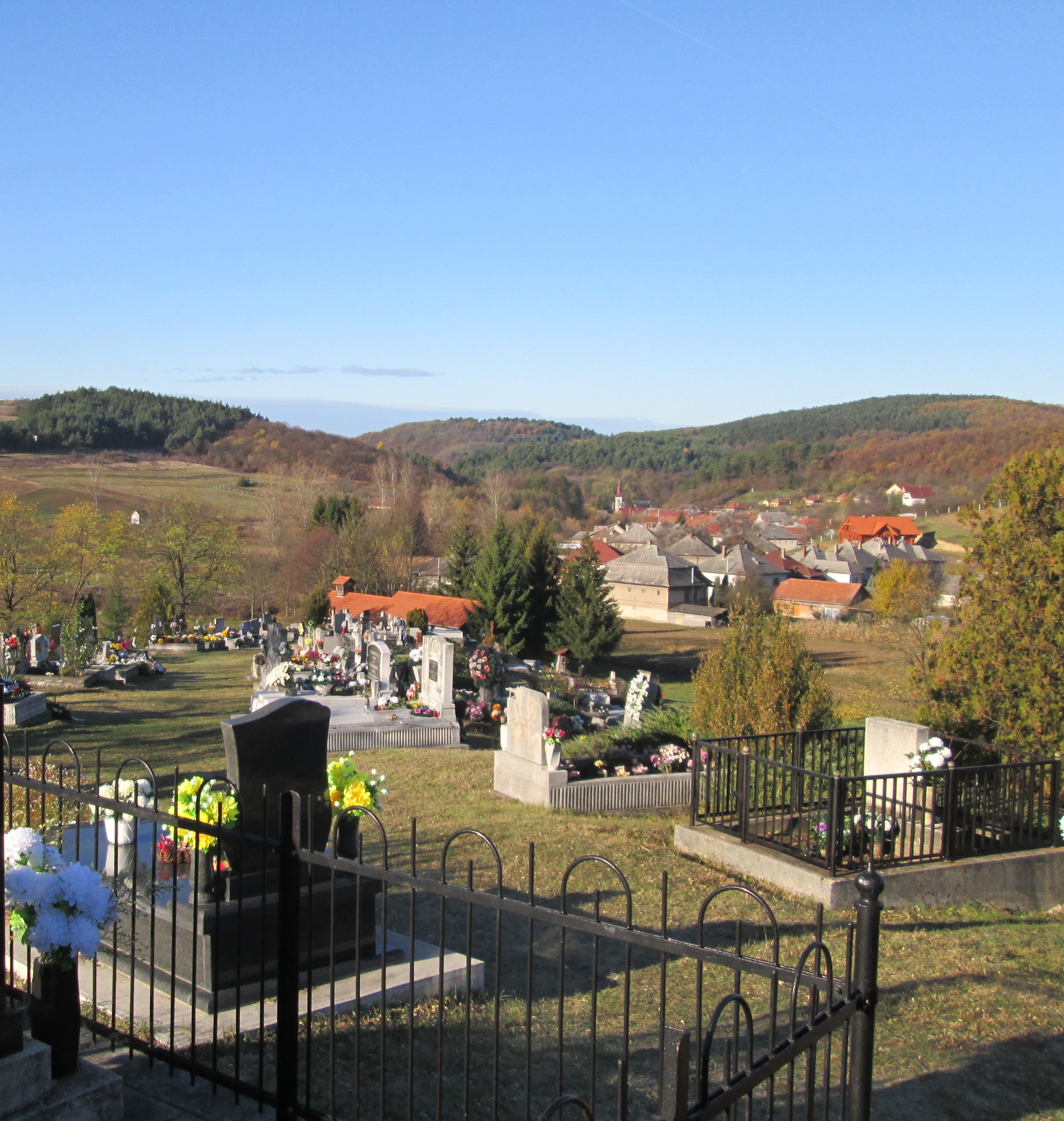 A nekézsenyi temető 2017. október 31.